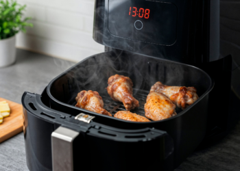 Exigem a retirada urgente das air fryers por serem perigosas para o uso: o que fazer se tiver uma em casa neste país