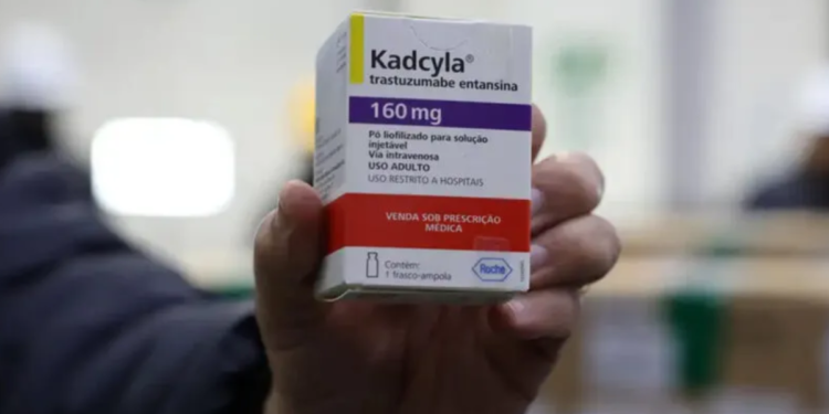 Novo medicamento brasileiro disponível no SUS vai tratar mais de 30 tipos de câncer