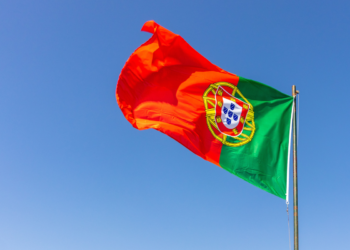 Portugal pode mudar as regras e tirar a cidadania de milhares de brasileiros