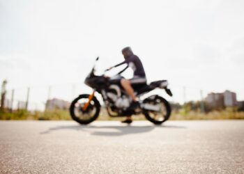 Após sucesso com carros, BYD vai lançar moto surreal com 200km de autonomia