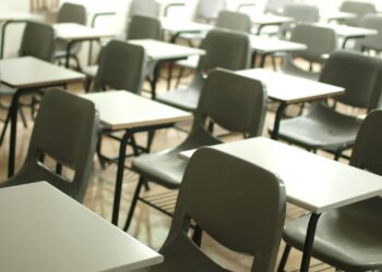 Fim do ensino em faculdade pública no Brasil é confirmado e vai acabar em 2027