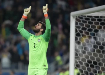 Goleiro Alisson recebe péssima notícia envolvendo a Copa do Mundo