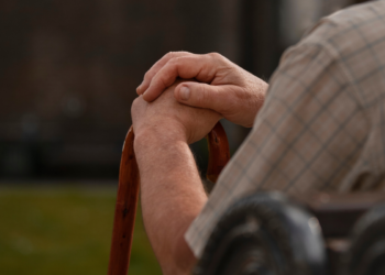Brasileiro de 100 anos conta o que faz todas as manhãs para viver mais