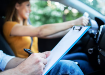 Brasileiros agora podem realizar a prova da CNH com o próprio carro que possuem na garagem