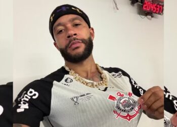 Estrela do futebol brasileiro deve deixar clube após a Copa do Mundo