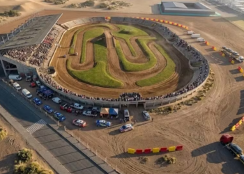 Sonhando com a Nascar, estádio desativado dará lugar a pista de corrida no Brasil