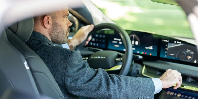 Carros elétricos agora terão limite máximo de quilômetros rodados