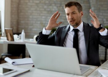 É verdade que o salário dos trabalhadores vai diminuir se o fim da escala 6×1 for aprovado?