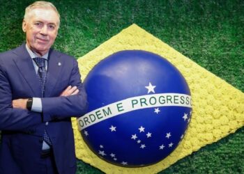Número de convocados atuando no Brasil aponta sucesso da Seleção na Copa do Mundo