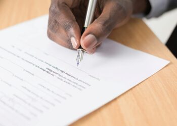 Profissionais dessa área estão abandonando a carreira mesmo com altos salário e bônus milionários