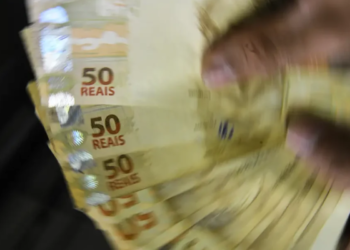 Aposentados do INSS vão receber bonificação extra em até 3 dias úteis