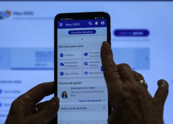 É golpe? INSS notifica aposentados através do WhatsApp