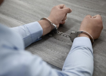 Em busca de R$ 1,5 milhão, brasileiro toma decisão extrema e acaba condenado pela Justiça