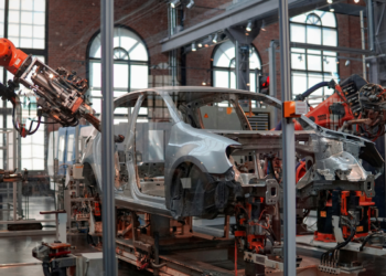 Fábrica gigante de carros anuncia fim de operações no Brasil a partir de 30/06