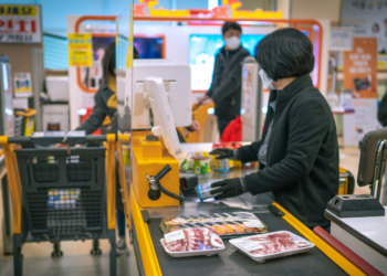 Funcionários de supermercados vão receber bônus no salário após mudanças na lei