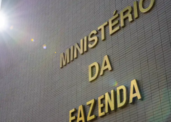 Ministério da Fazenda vai liberar crédito para trabalhadores e desconto será direto na folha de pagamento