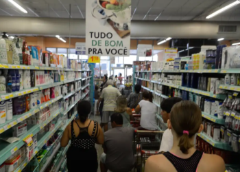 Nova regra já está em vigor e vai obrigar comércios a fecharem nos feriados em todo o Brasil