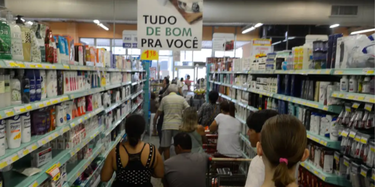 Nova regra já está em vigor e vai obrigar comércios a fecharem nos feriados em todo o Brasil