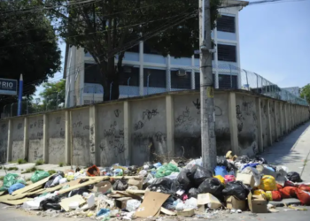 Nova regra pune quem jogar lixo nas ruas com multa imediata em todo este país