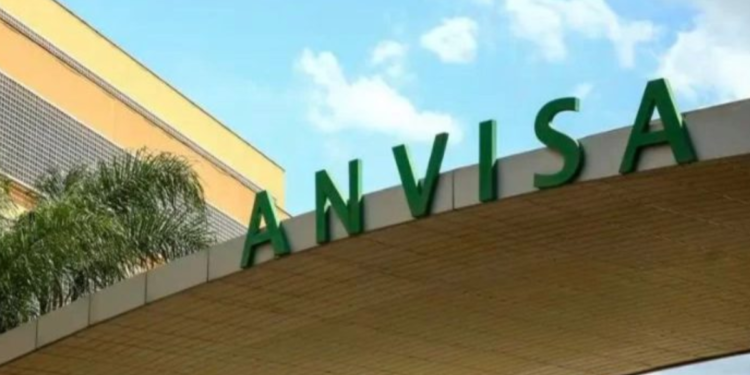 Quem tem estes shampoos em casa deve parar de usar imediatamente, alerta Anvisa