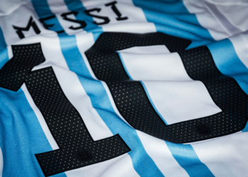 Respire fundo antes de ver o salário milionário que Messi está ganhando para jogar nos EUA