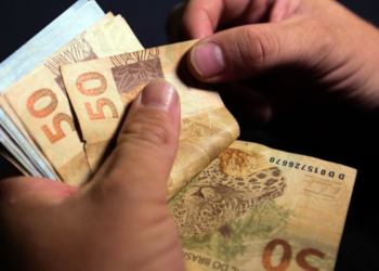 Salário mínimo de R$ 5.130,63 é confirmado após mudança aprovada pelo governo
