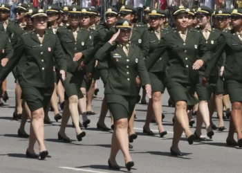 Alistamento militar feminino: mulheres que completam 18 anos em 2026 podem entrar para o Exército