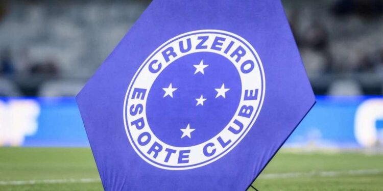 Cruzeiro surpreende no mercado e fecha com reforço de nível europeu para a defesa