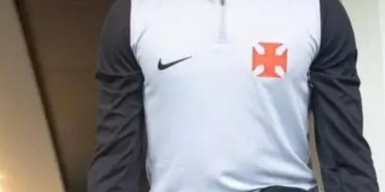 Craque veio direto da Copa do Mundo e já chegou para reforçar o Vasco da Gama