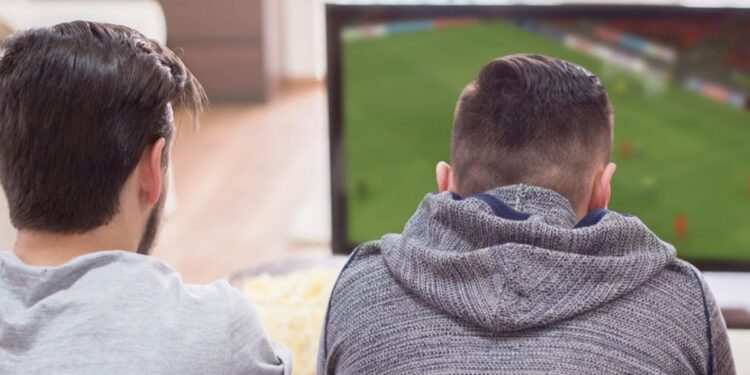 Pessoas que assistiram todos os jogos da Copa do Mundo vão receber pagamento de mais de R$ 250 mil