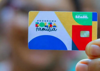 Beneficiários do Bolsa Família estão sendo alertados sobre erro que trava o benefício