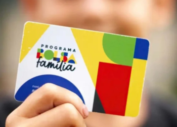 Brasileiros que recebem Bolsa Família devem comparecer a um posto de saúde até 17/07 ou o benefício será interrompido