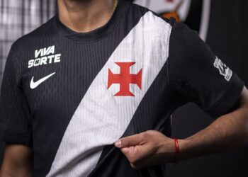 Atacante contratado como grande reforço não se firma no Vasco e pode estar de saída