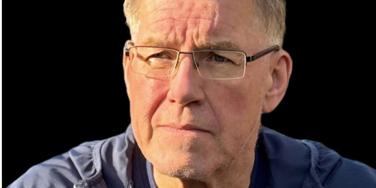 Ex-vendedor de colchões virou mentor de CR7 e faz o astro dormir 5 vezes por dia