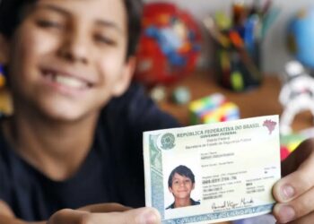 Governo faz comunicado e brasileiros terão que substituir este documento