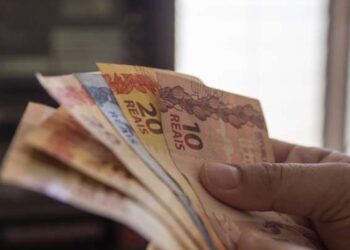 Governo libera pagamento em parcela única e benefício começa a cair na conta em 07/07