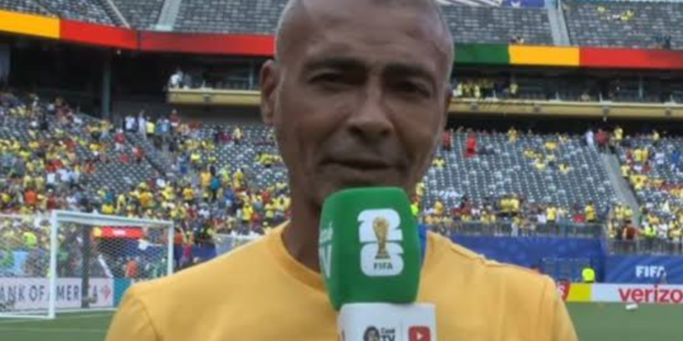 Romário afirma que vai devolver salário que ganhou como senador do Brasil