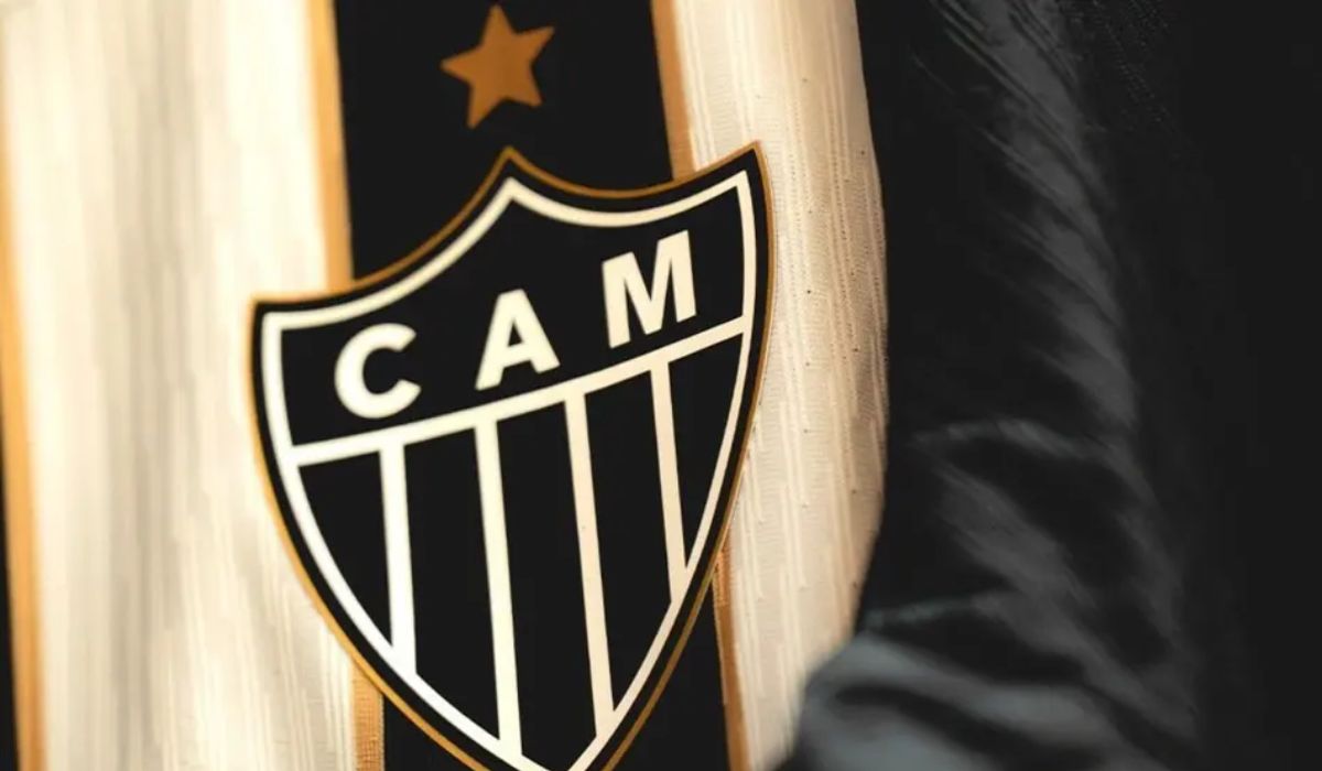 Torcida do Atlético-MG recebe notícia sobre negociação de R$ 605 milhões