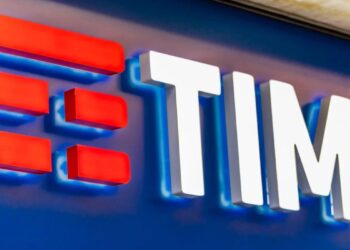 Dono da TIM pega clientes de surpresa e decide vender a empresa