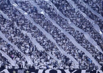Torcida do Santos recebe péssima notícia após novo levantamento sobre risco de rebaixamento