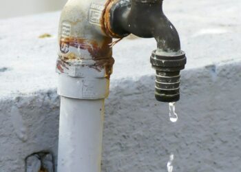 Comunicado é emitido e brasileiros devem se preparar para falta de água no dia 07/07