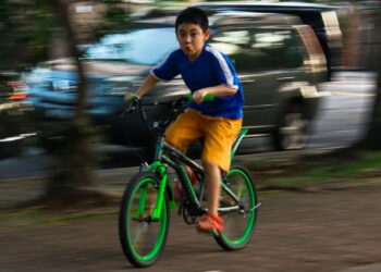 Nova regra pode proibir bicicletas para quem tem menos de 15 anos no Brasil