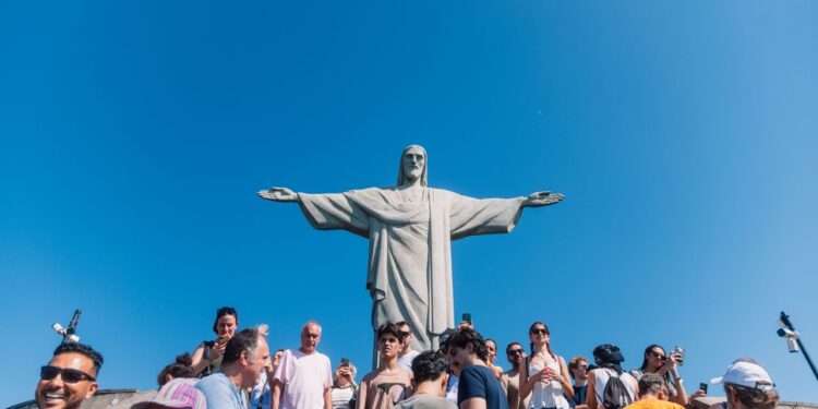 Governo anuncia obras e vai reformar o Cristo Redentor