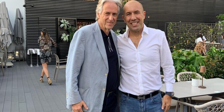 Técnico do Flamengo, Leonardo Jardim recebe aviso sobre mudança e Jorge Jesus vai voltar