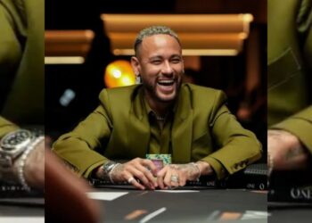 Respire fundo antes de descobrir quanto o Neymar já ganhou jogando pôquer
