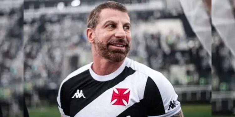 Pedrinho abre o jogo e revela os nomes de 2 jogadores que podem ser contratados pelo Vasco