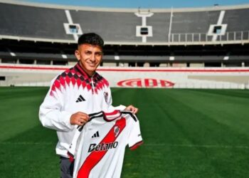 Thiago Almada revela por que recusou o Flamengo para jogar no River Plate