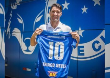 Torcida do Cruzeiro recebe recado sobre retorno do Thiago Neves