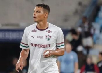 Torcida do Fluminense foi pega de surpresa com notícia sobre Thiago Silva virando treinador