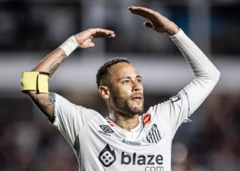 Neymar encontrou “inimigo” em jogo contra o Vasco e cena deu no que falar